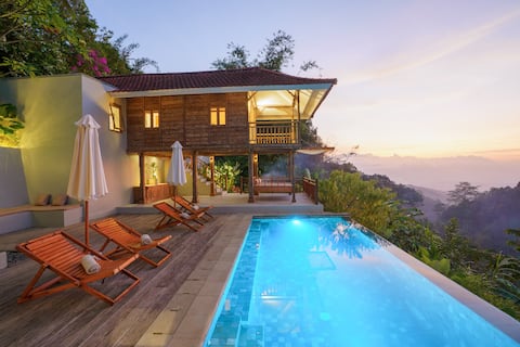 Ocean-Mountain View Villa | Waterfalls Munduk Lux