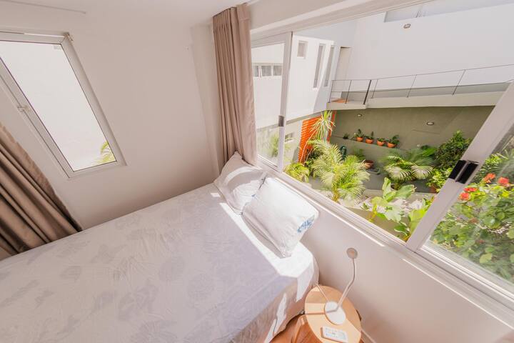 Incredible House w/ Pool and Breathtaking Views gallery image 5