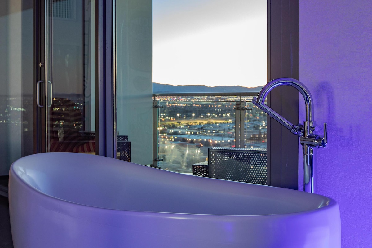 Luxury Suite