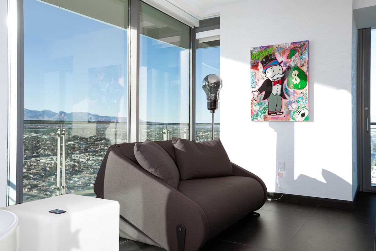 Luxury Suite