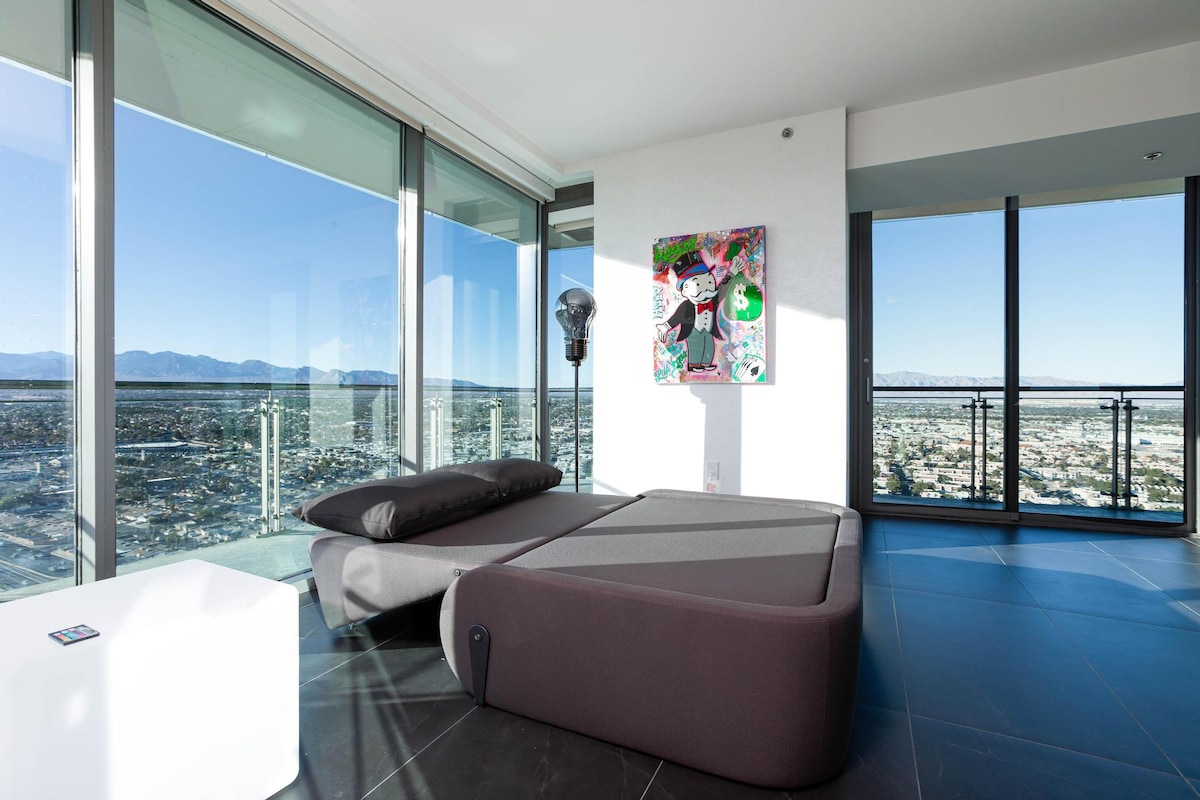 Luxury Suite