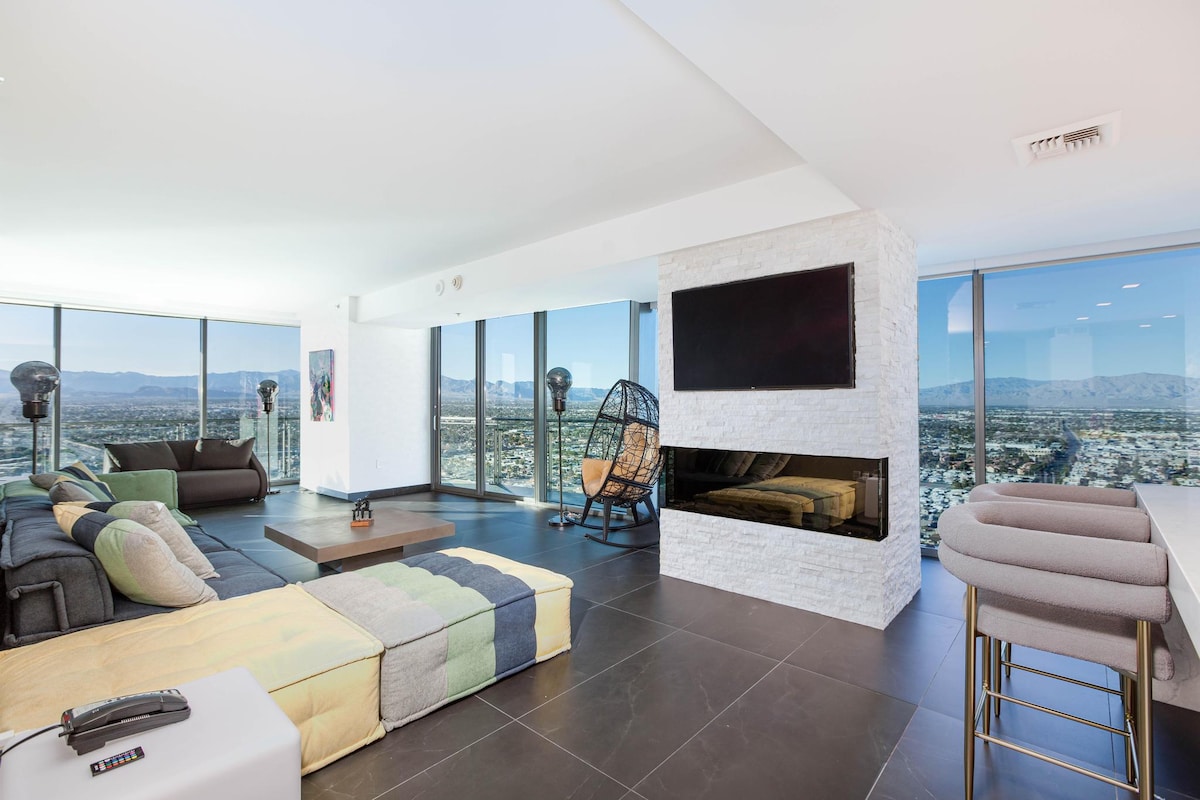 Luxury Suite