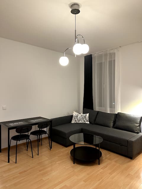 Successful Airbnb property: Bright, new 2-room apartment in Vienna in Favoriten