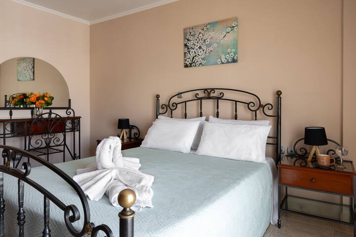 საძინებელი 3