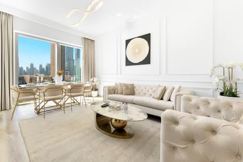 Top performing Airbnb: 5* Luxury near Burj Khalifa connected 2 Dubai Mall in Za'abeel Second