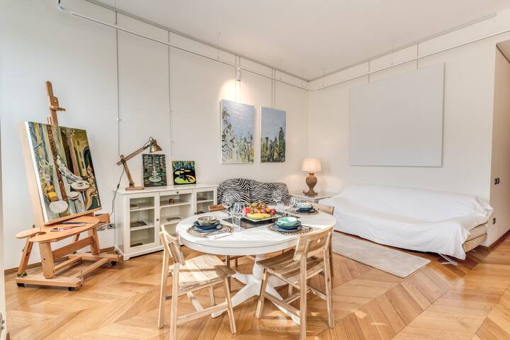 Art Gallery Navona gallery image 2