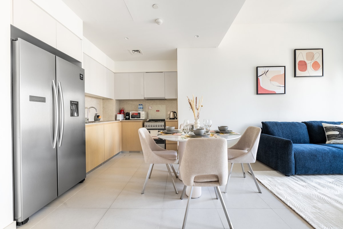 2 Bedroom Furnished Apartment | Burj Royale 4