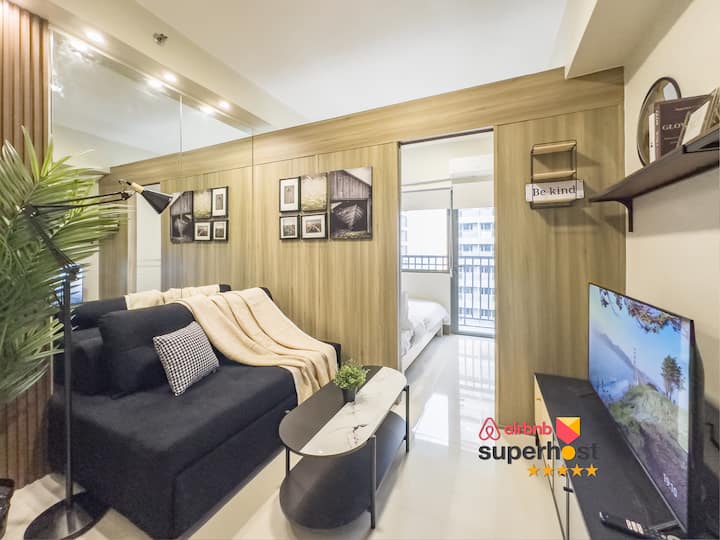 Luxurious 1br With View Balcony |4pax |Smdc Fame - Pasig