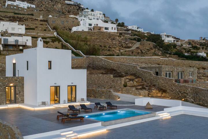 Villa BouLevArt by Mykonos Mood gallery image 2