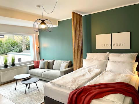 4 people - 24-hour self check-in - Top transport connection