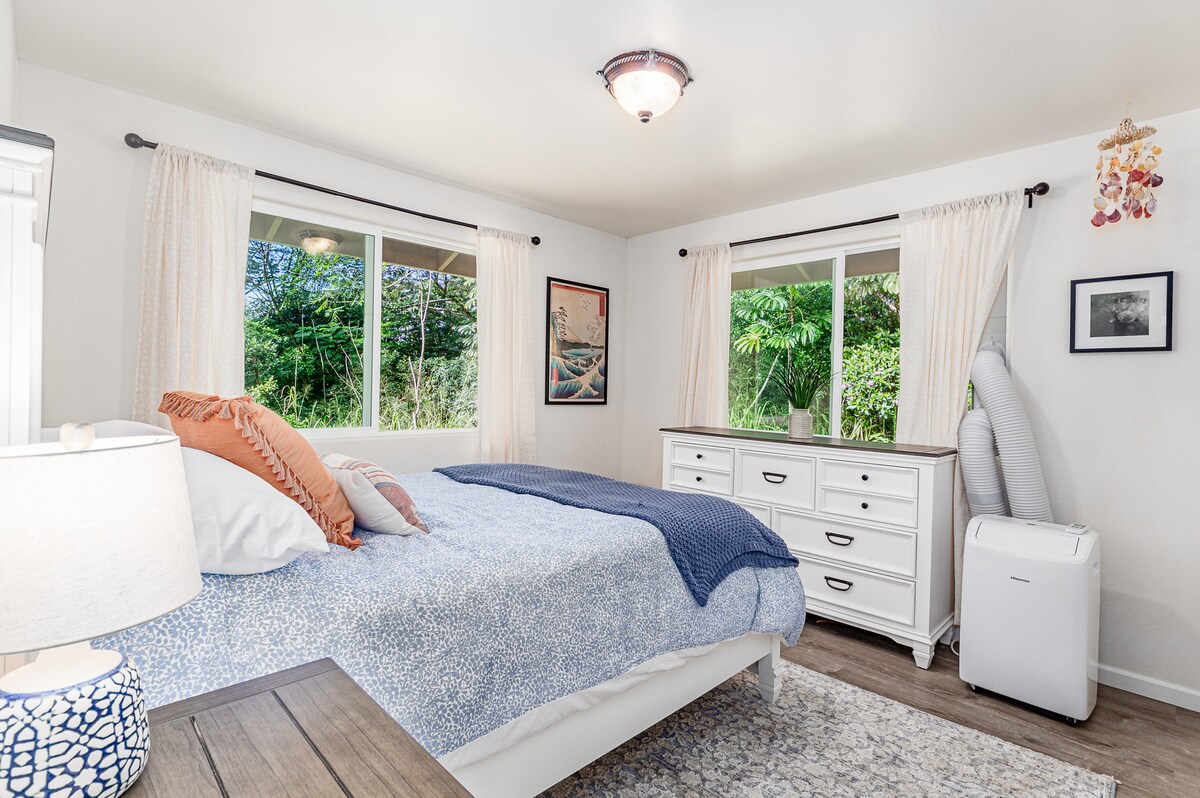 Dhoma e gjumit private #2 ka një krevat dopio "Queen" dhe një njësi me ajër të kondicionuar