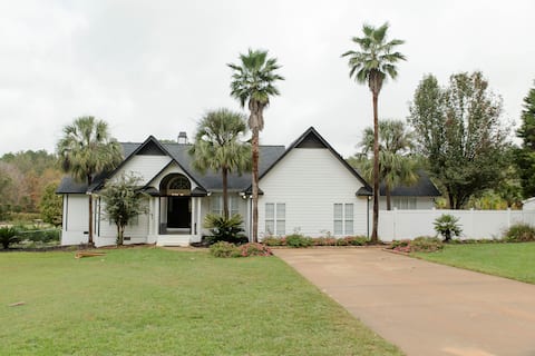 Lake Blackshear Retreat!