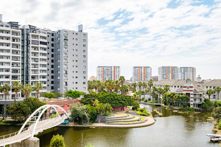 Belina – Waters Edge Premier gallery image 3