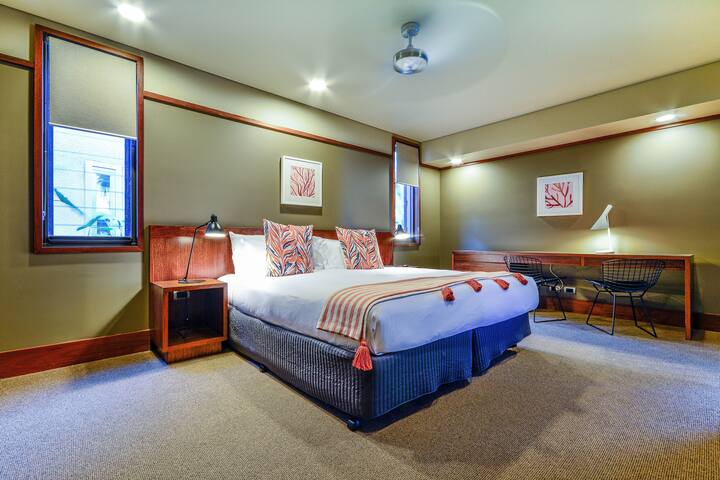 Manželskú posteľ je možné na požiadanie rozdeliť na dve samostatné postele.