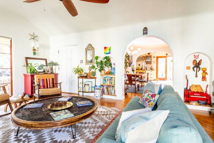 Family Paradise in Venice Beach gallery image 3