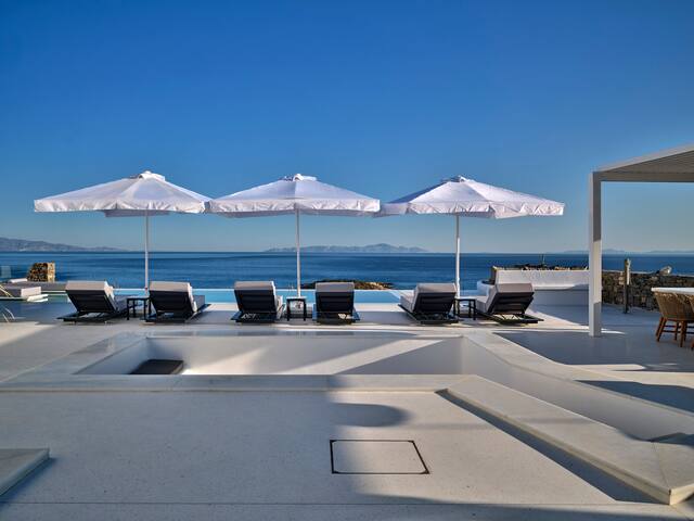 Costa Farangas with private pool gallery image 5