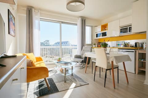 Top Airbnb: Beau studio, calme, centre-ville, parking, Wi-Fi in La Baule Escoublac