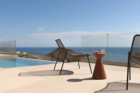 Kyma Villa, with Pool, SeaViews, close to beach