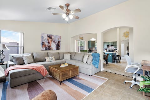 Top performing Airbnb: St Farm Stadium, Heated Pool, Home Away From Home! in Maryvale