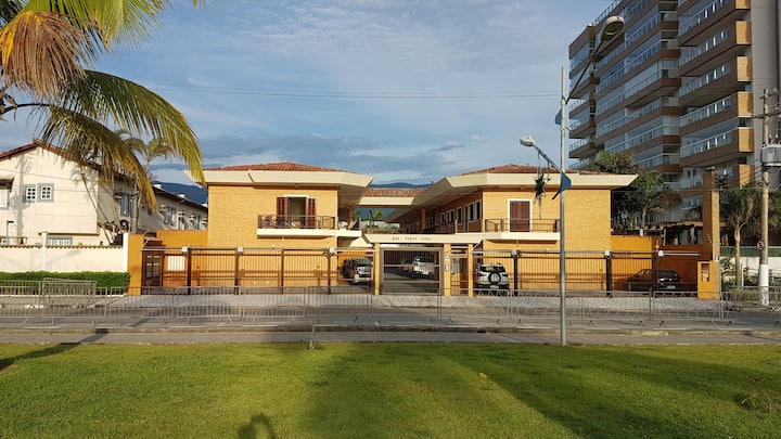 Condomínio Em Frente A Praia - Bertioga