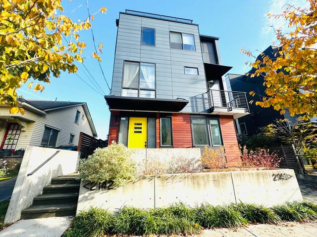 Sunshine in Seattle‒Newly built‒Walk downtown‒AC gallery image 5