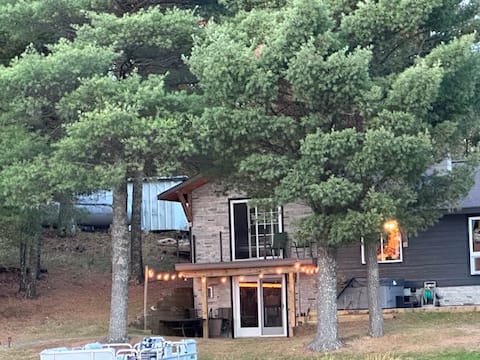 Teepee Trail Retreat - Twin Bear