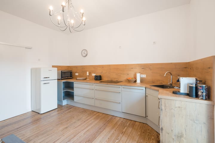 4+1* | Ma | Pfalz | A61 | ÖPnv | Parking&terrasse - Ludwigshafen am Rhein