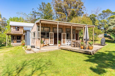 Kaipara Country Retreat, edge of Dargaville.