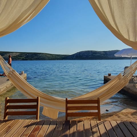 Amazing seaview apartment in family seahouse
