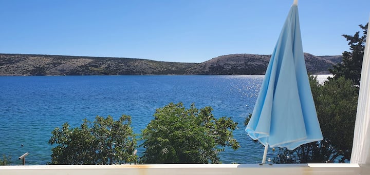 Amazing seaview apartment in family seahouse