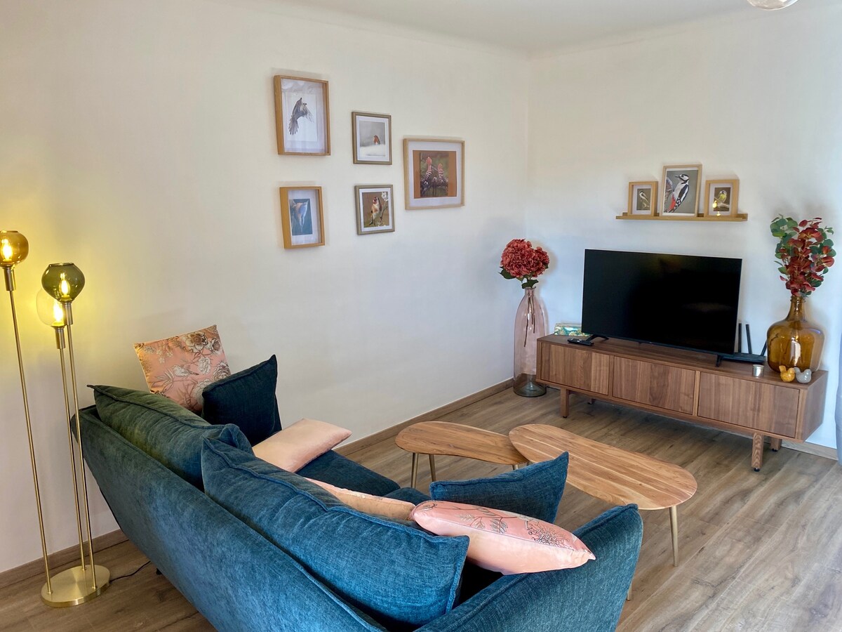 Successful Airbnb property: Bird sanctuary in Sarlat La Canéda