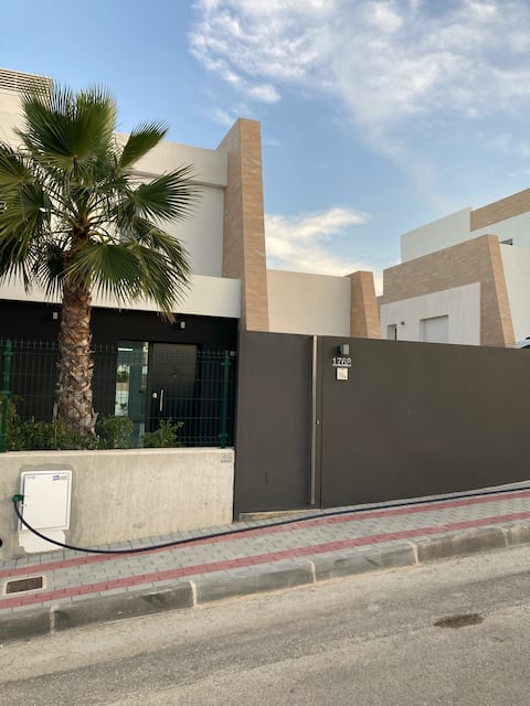 La Finca Golf House (REGAGE26e00001821286)