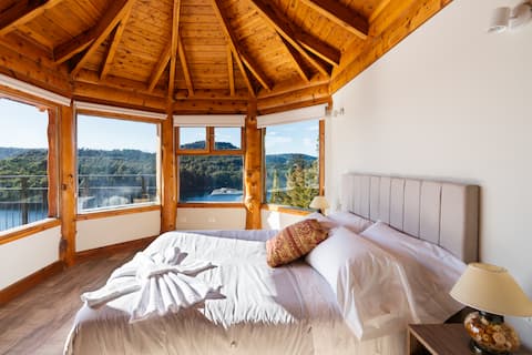 Luxurious Mansion in Bariloche