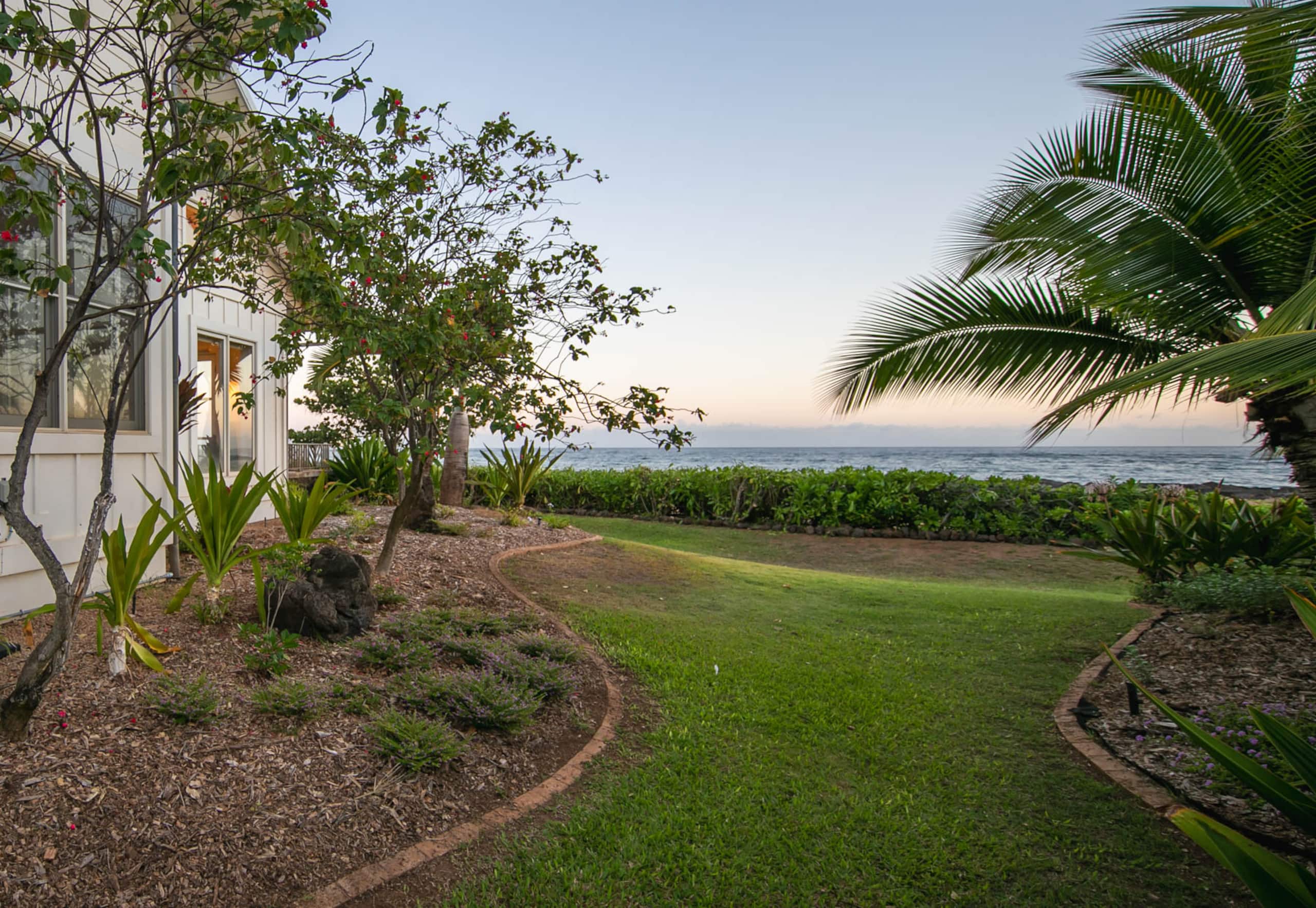 Home in Kekaha · ★5.0 · 3 bedrooms · 3 beds · 3.5 baths - Photo 18