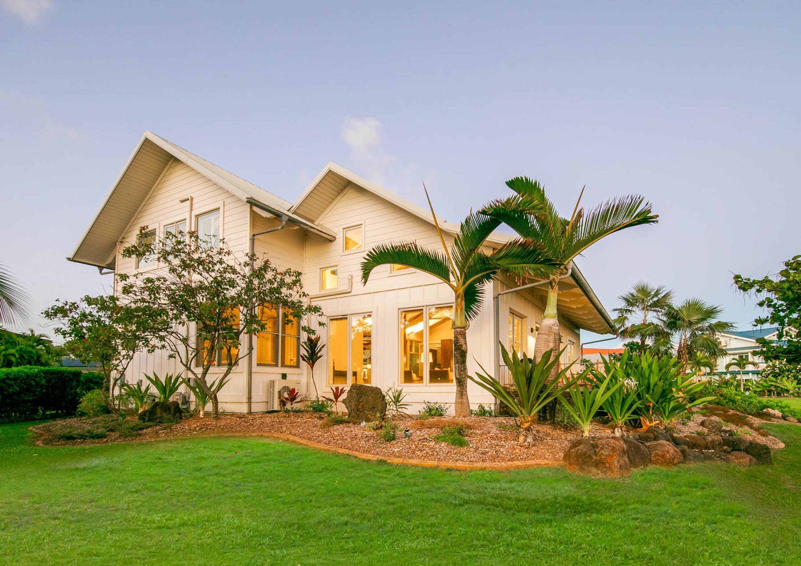 Home in Kekaha · ★5.0 · 3 bedrooms · 3 beds · 3.5 baths - Photo 17