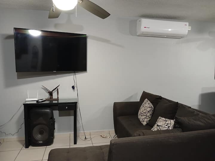 Casa Al Sur De Hermosillo - エルモシージョ