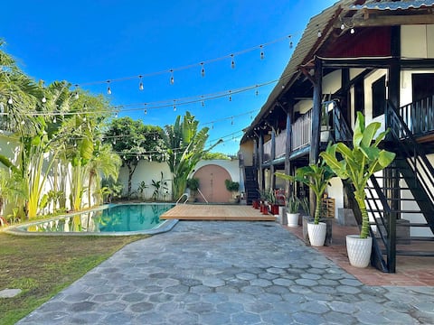 BeachSide House (Bungalow)