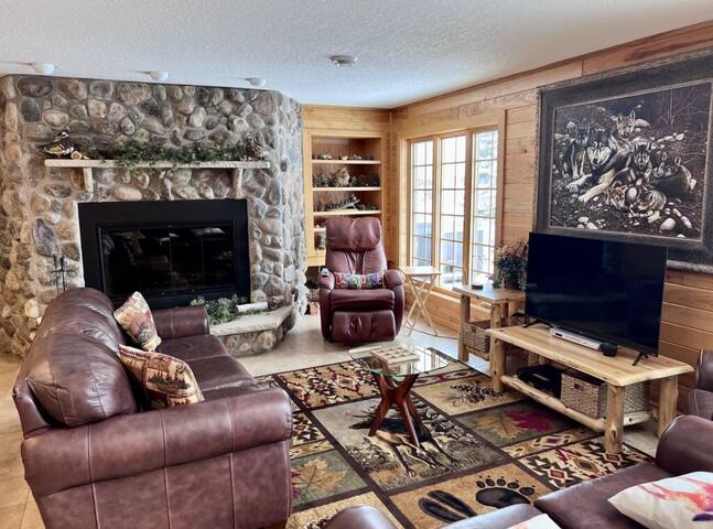 Long Lake Lodge gallery image 5