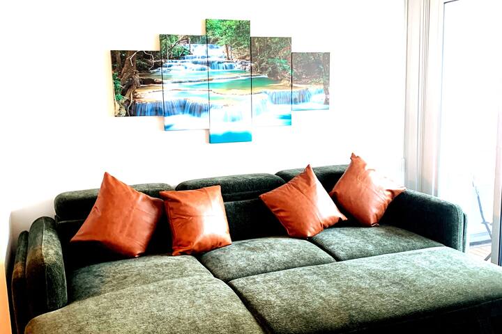 City Escape In DowntownToronto gallery image 3