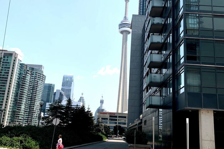 City Escape In DowntownToronto
