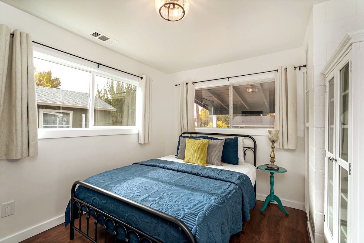 Third bedroom with Queen bed plus bathroom.  