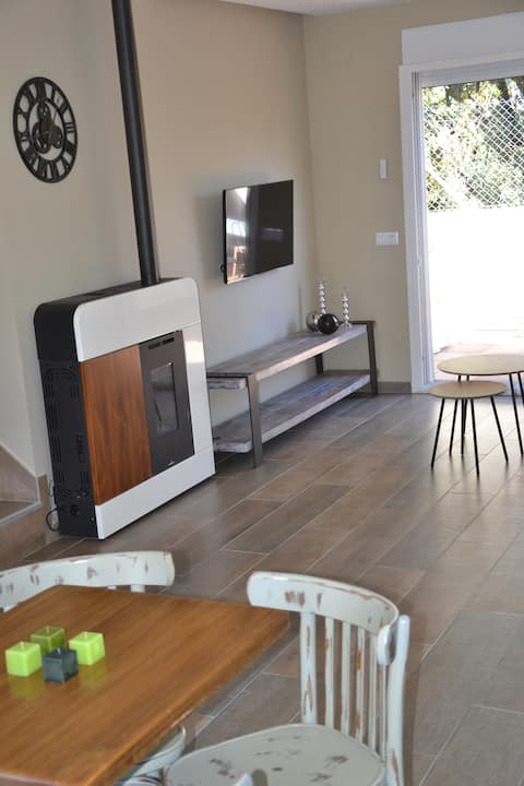 Top performing Airbnb: El huerto de la Dominga. House for couples in Segovia