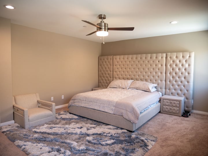 Მაღლა, მთავარი საძინებელი