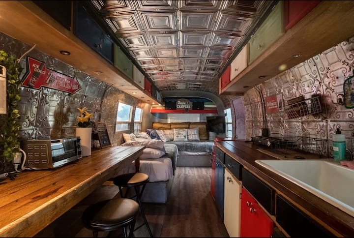 1975 Space Rv Glamping in Austin - 1975 Avion - Campers/RVs for Rent in Austin, Texas ...