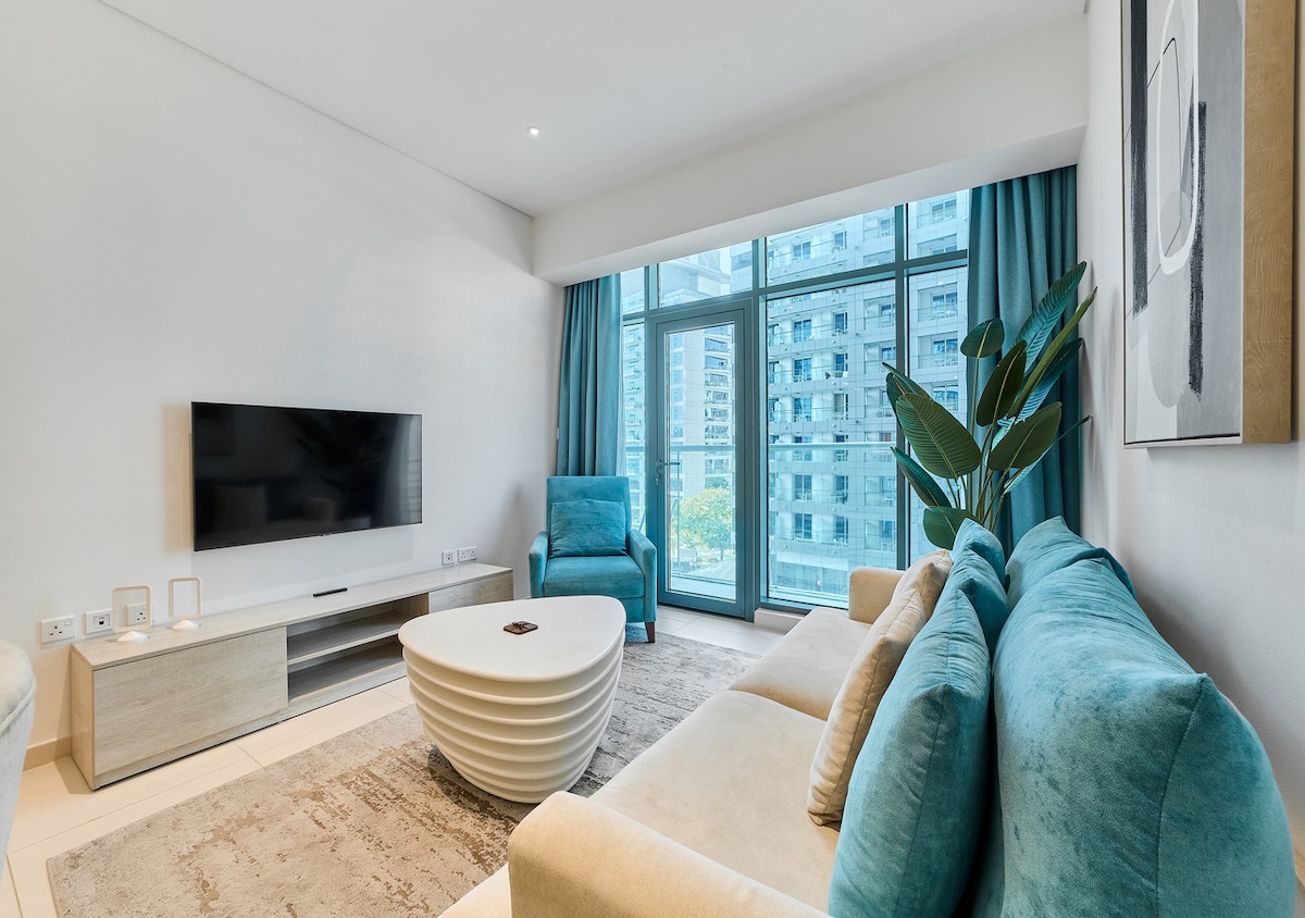 Top performing Airbnb: First Class 2BR | Seven Palm | Access West Beach in Palm Jumeirah