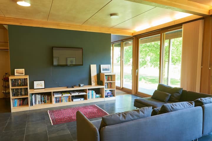 The Pavilion - Spacious, Contemporary - Idyllic - Stanstead