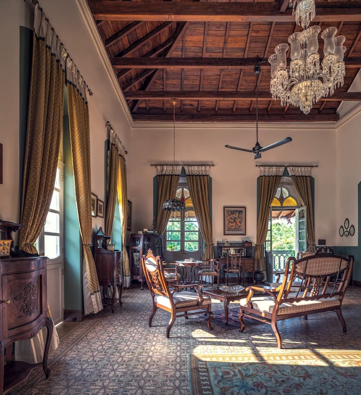 Living room image 3