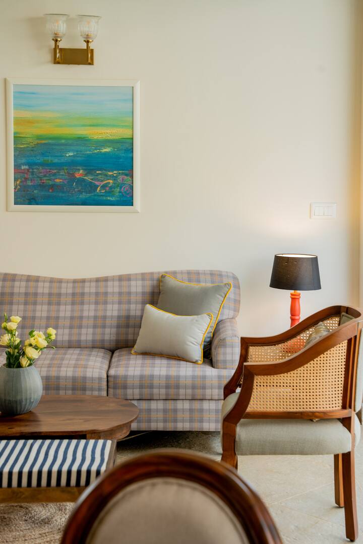 Living room image 2