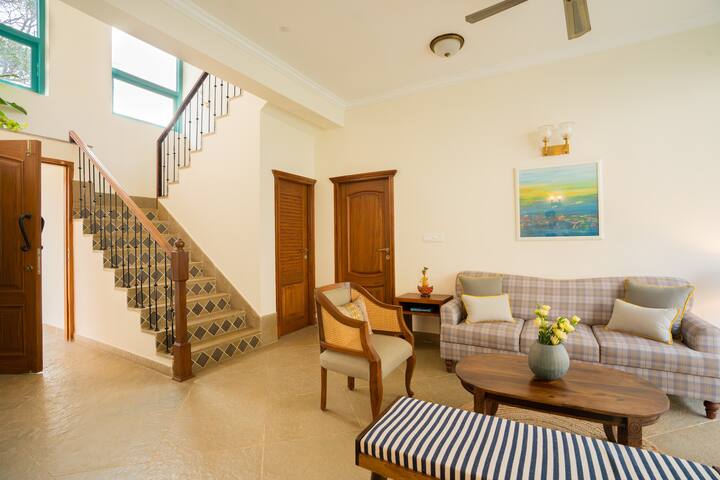Living room image 8