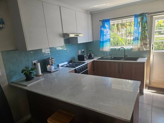 Cozy in Jenny Lane gallery image 4